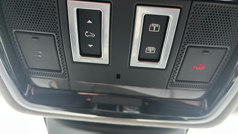 Land Rover Range Rover 3.0 D300 Westminster Black 4dr Auto Diesel Estate